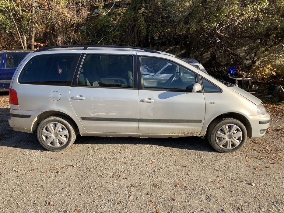 Фолсваген шаран 1.9 TDI на части