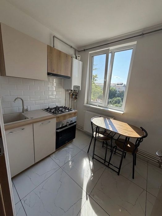 Apartament de închiriat