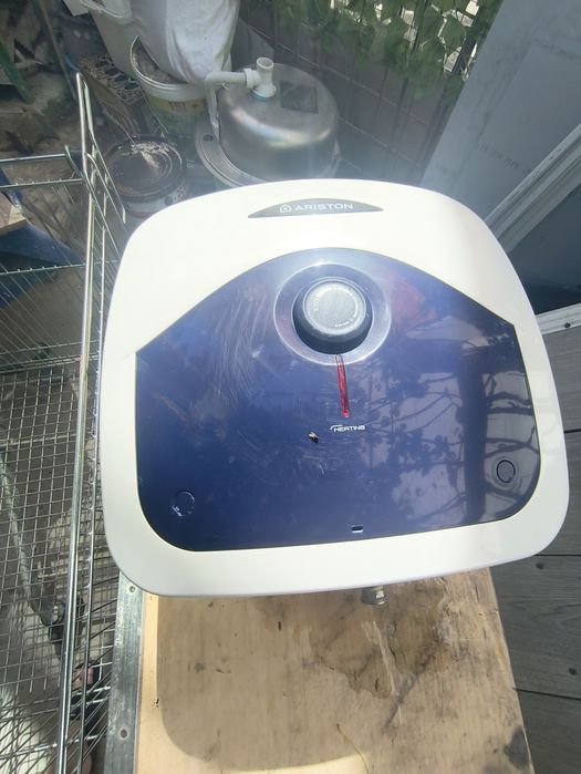 Vând boiler in stare buna de functionare