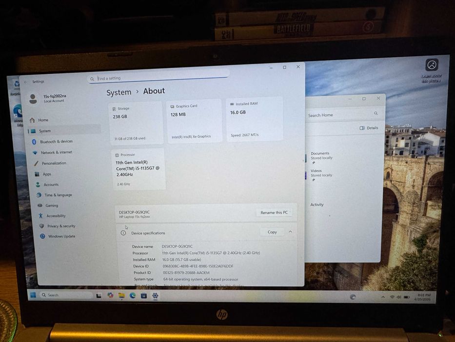 Laptop HP 15s, i5 gen. 11, 16 gb DDR 4, 256 GB SSD.