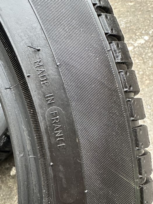 Anvelope 225 45 17 iarna continental