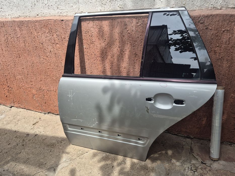 Дверь Mercedes W210 S210 универсал