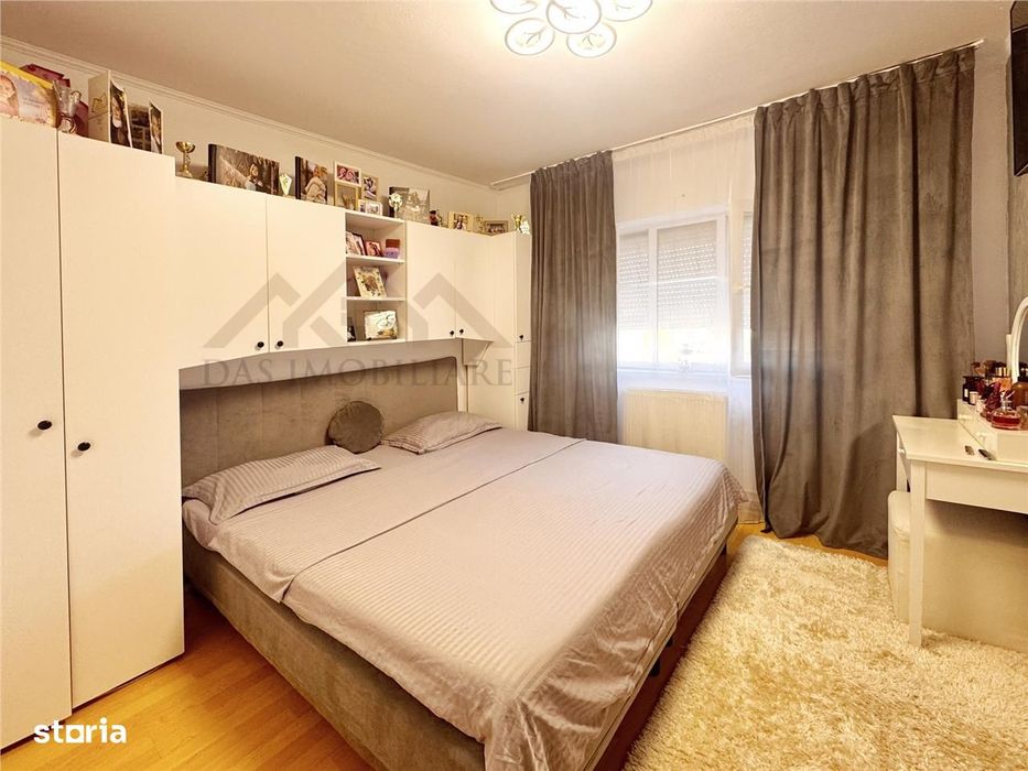 Apartament 2 camere decomandat, bld. Republicii , zona Pol. Sf. Ioan — fotografia 1