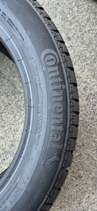 4 anvelope iarna,ca si noi,Continental 205/55/17.Pretul este pe bucata