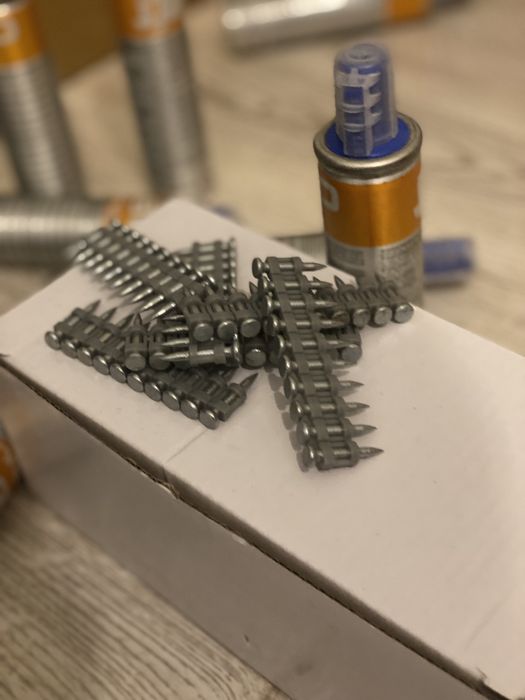 Cuie si Gaz pentru pistol Spit Pulsa, RawlPlug, Wurth, Toua!!