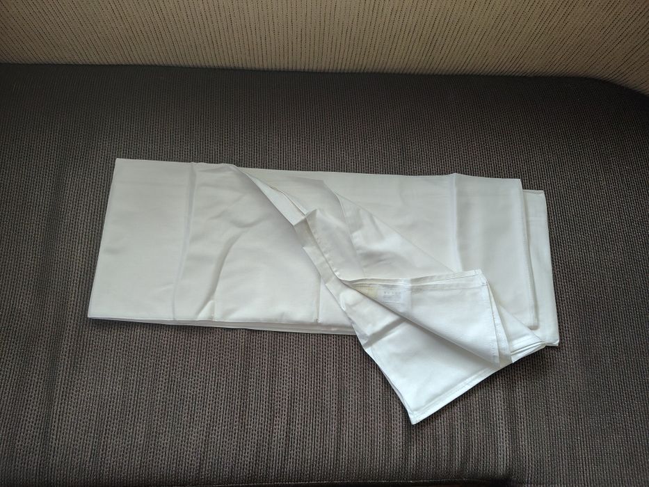 Бели чаршафи, пликове и калъфки Хасе