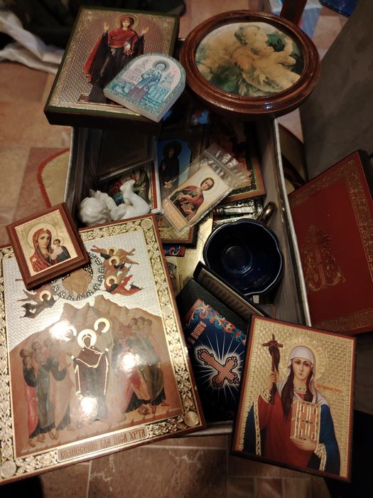 Иконы разные и магниты иконы