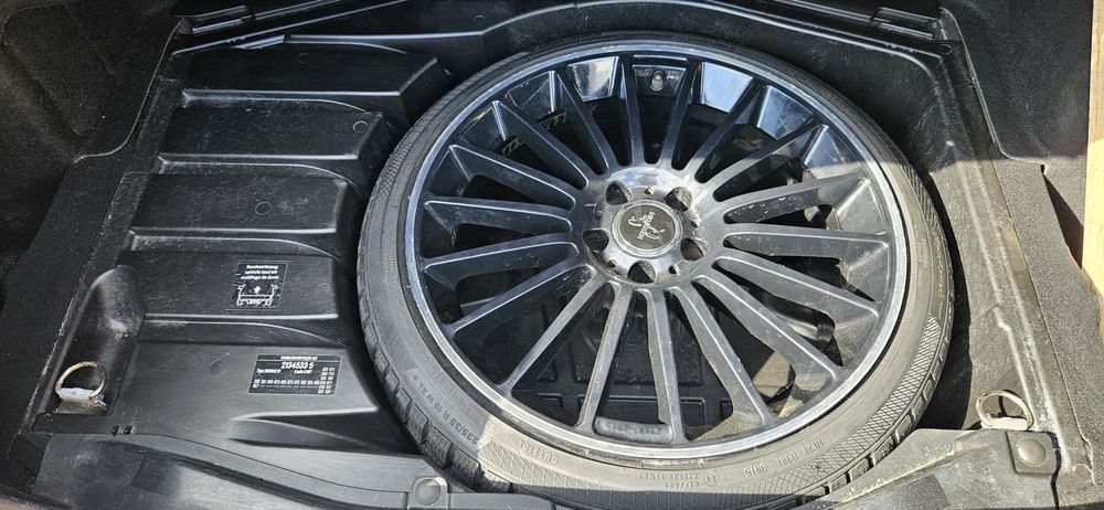 Jante Keskin KT15 Speed R19 + anvelope – 5x112 – negre lucioase