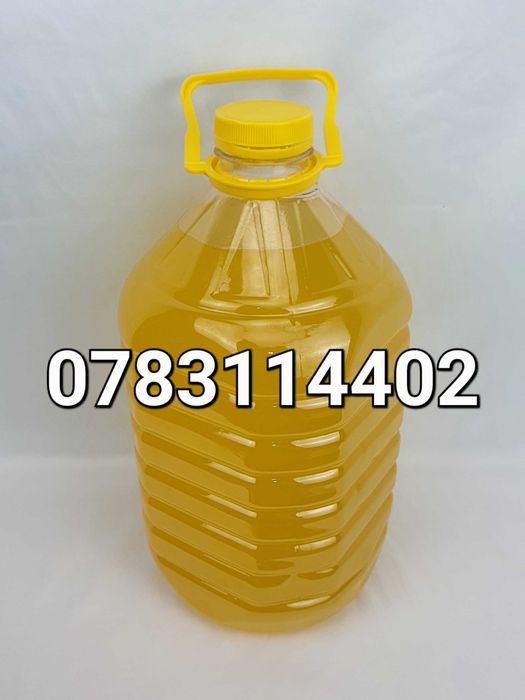 Ulei de floarea soarelui-->Presat la rece->12 lei litrul->ULEI NATURAL