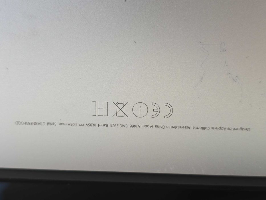 Apple MacBook Air 13 Model :A1466 EMC : 2925