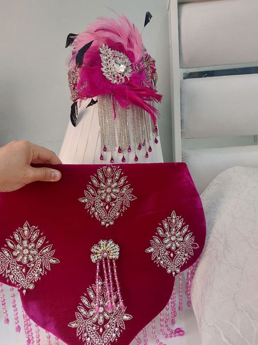 Kelinlar uchun qalpoq va dastrumollar