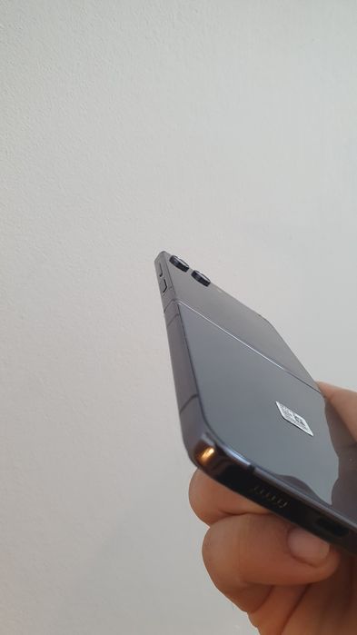 Samsung Z Flip 5 Ca nou nefolosit 256GB