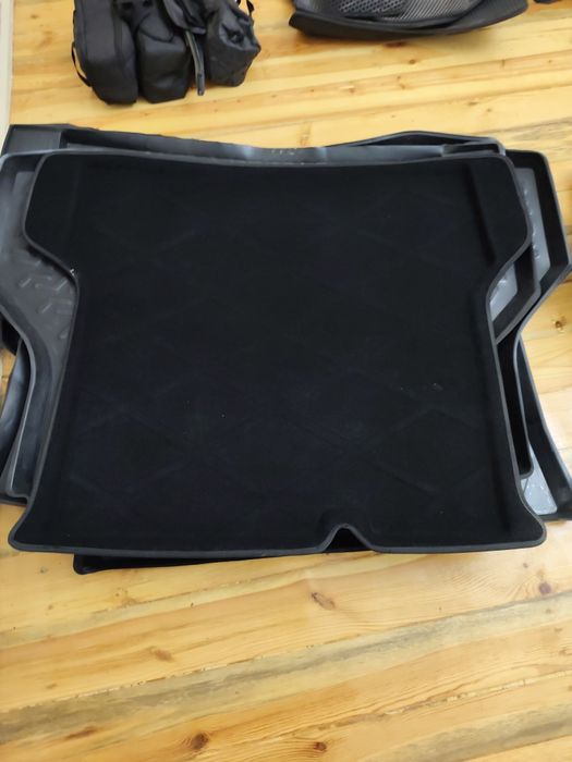 Полик для Жентра в отличном состоянии