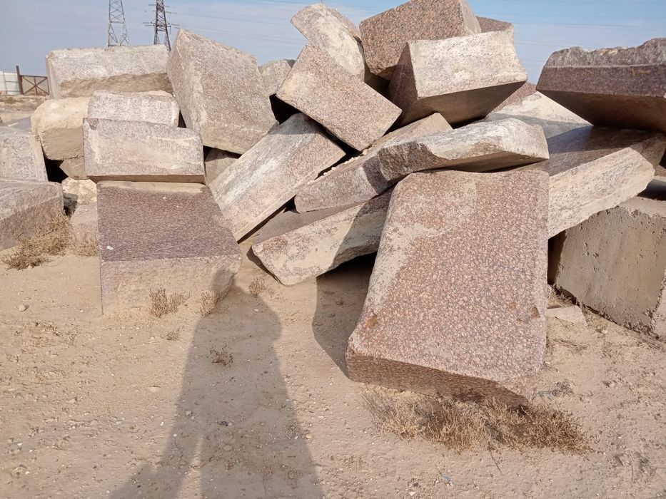 Камень гранит, мрамор, фасад.