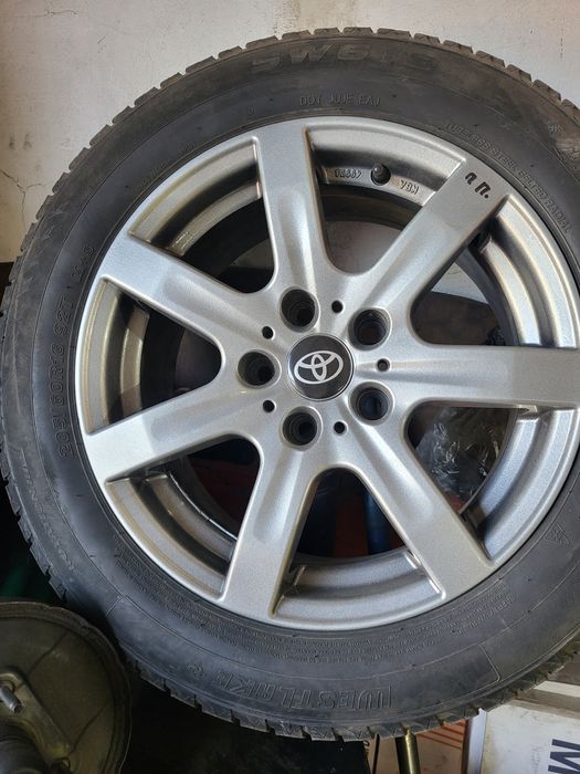 Продам  комплект колёс