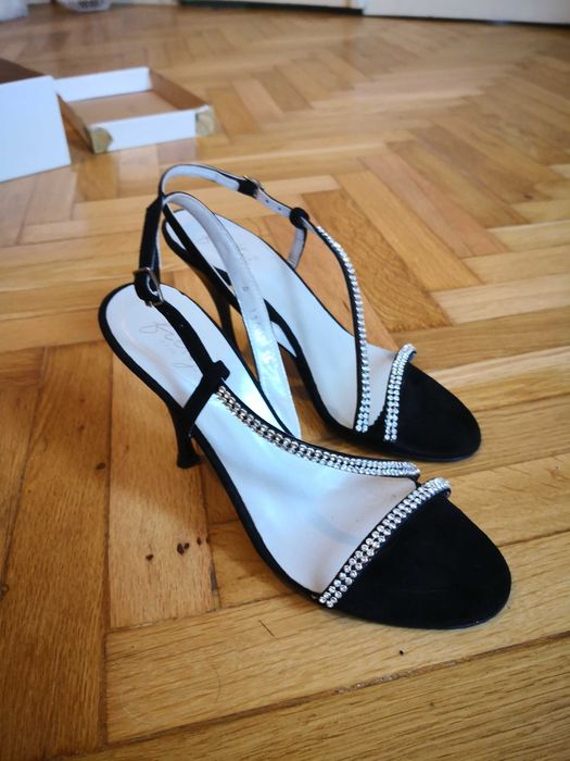 Sandale elegante de piele intoarsa