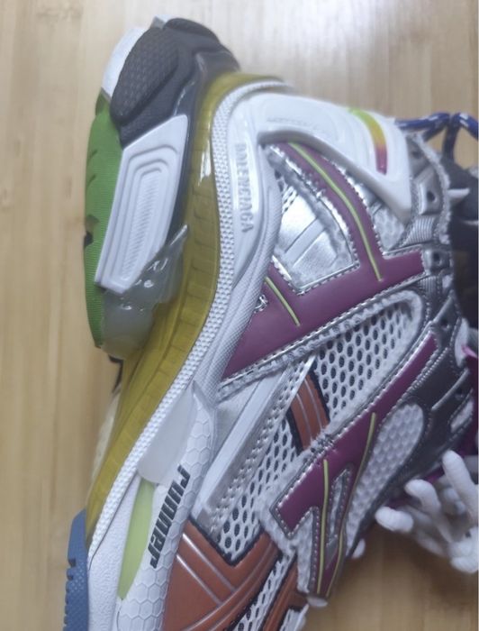 Balenciaga runner