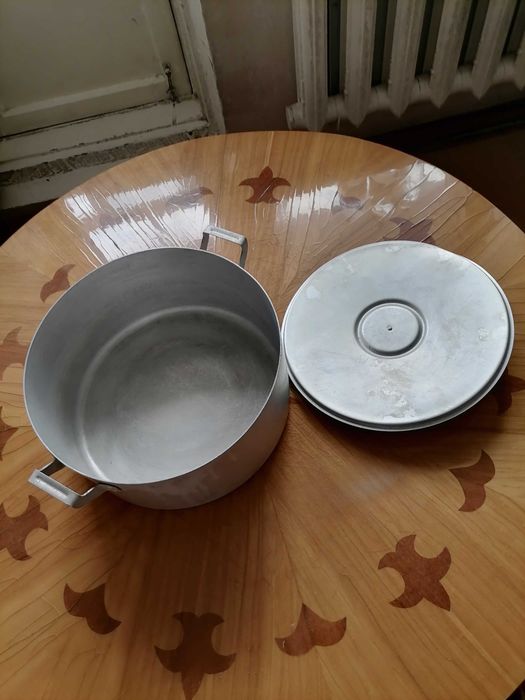 Продам кухонную посуду.