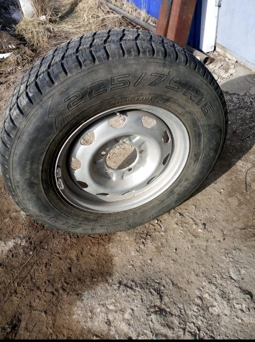 Продам запаску на Уаз