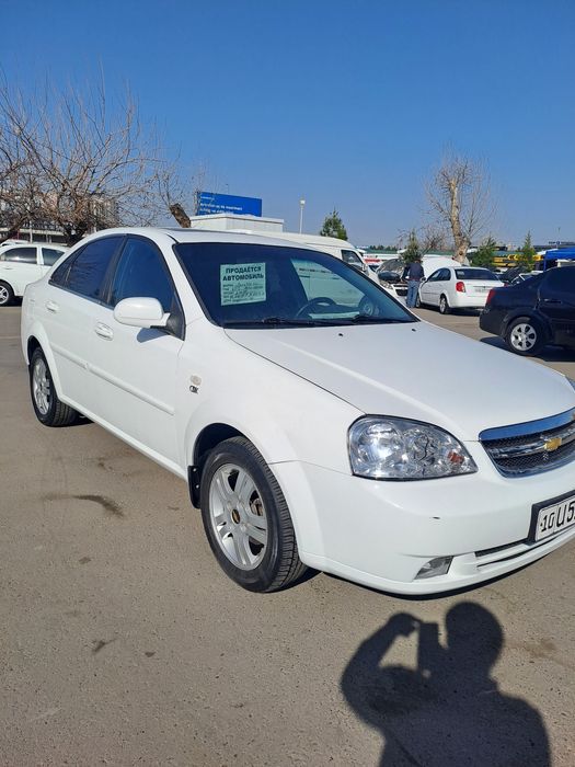 Ласетти 2013     1.6 матор. Автомат нахт ва викупга берилади