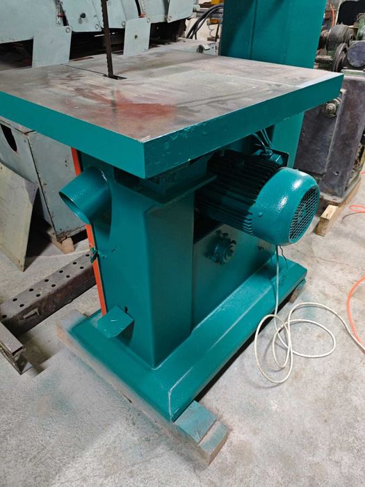 станок ленточнопильный.столярный(ленточный)