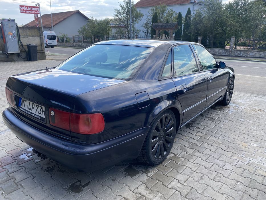 Audi A8/ 2.8 i/quattro/retro/istoric/piele