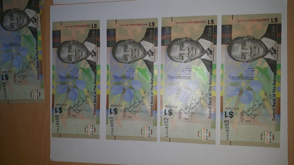 Bancnote 1$ Bahamas,serii consecutive