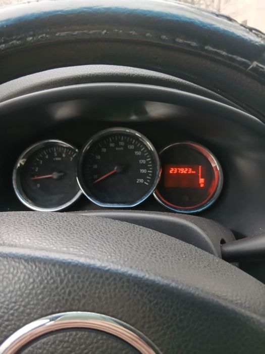 Vand Logan 2016 1,2 benzina GPL