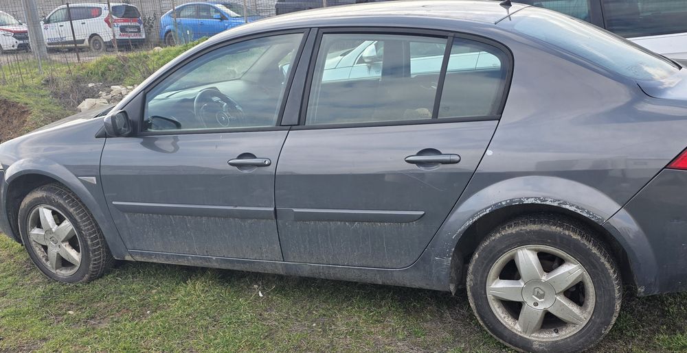 Dezmembrez Renault Megane 2 1.5 dci euro 4