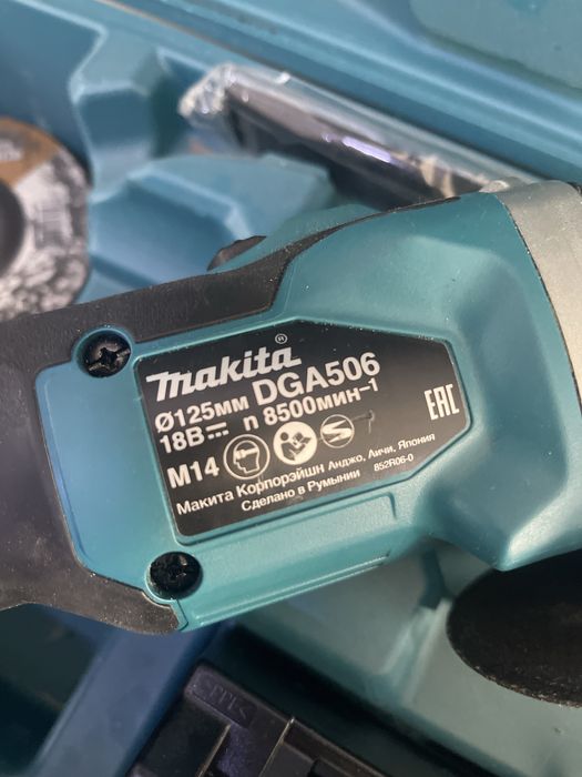 Makita DGA506 отличном состоянии !