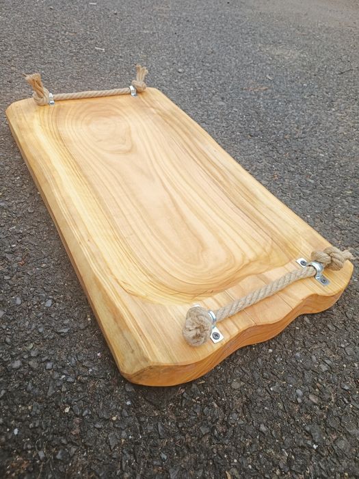 tocatoare si platouri servire din lemn de stejar si cires