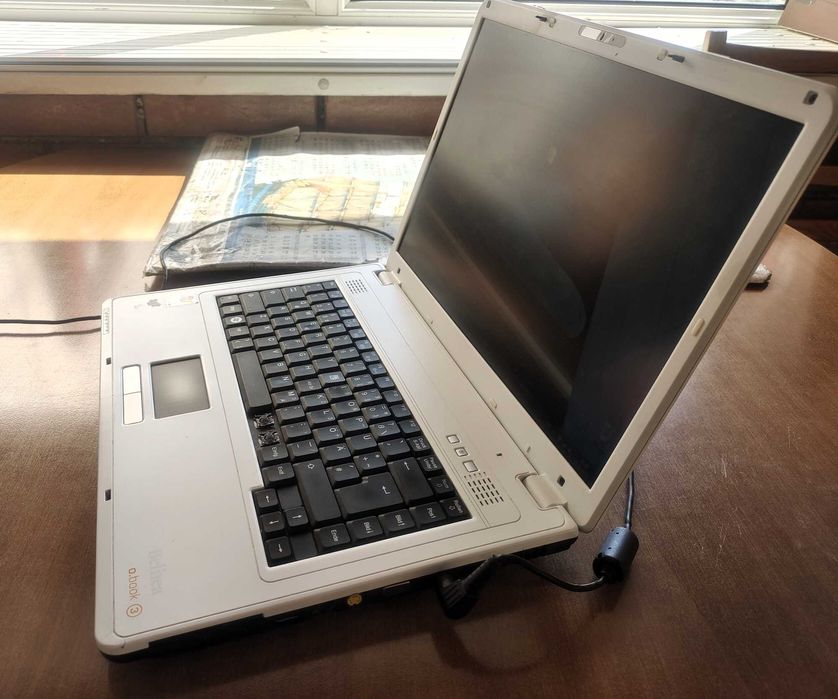 Ноутбук Belinea o.book 3 с Windows XP