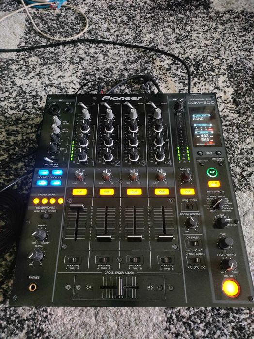 Mixer Pioneer djm 800 ca NOU djm 900