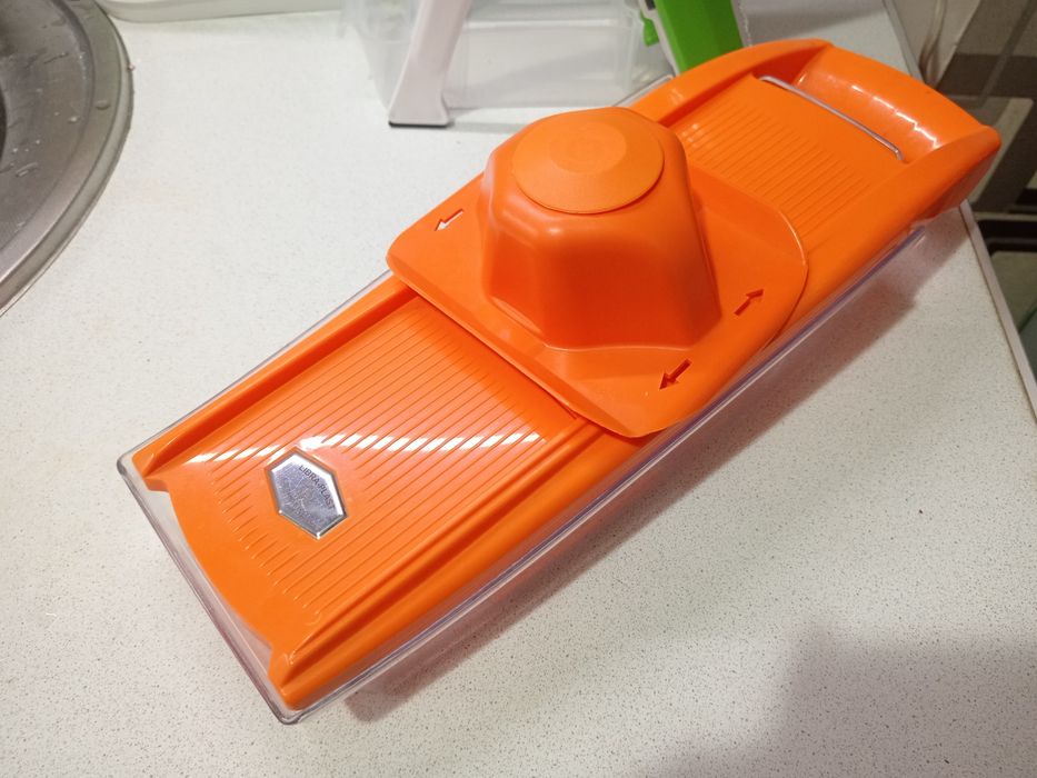 Тёрка, овощерезка 7в1