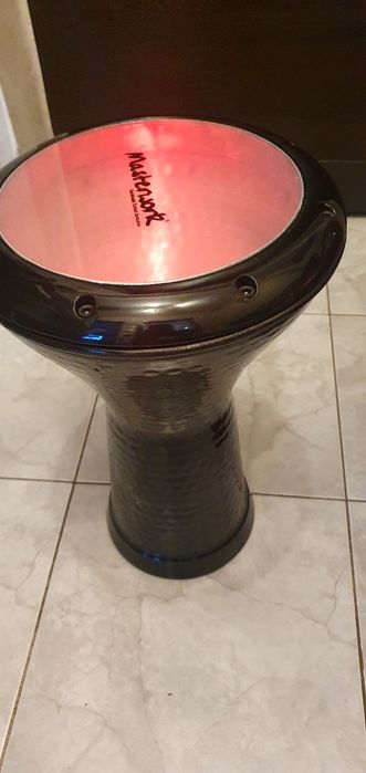 Vând Tarabane noi originale CU LUMINI