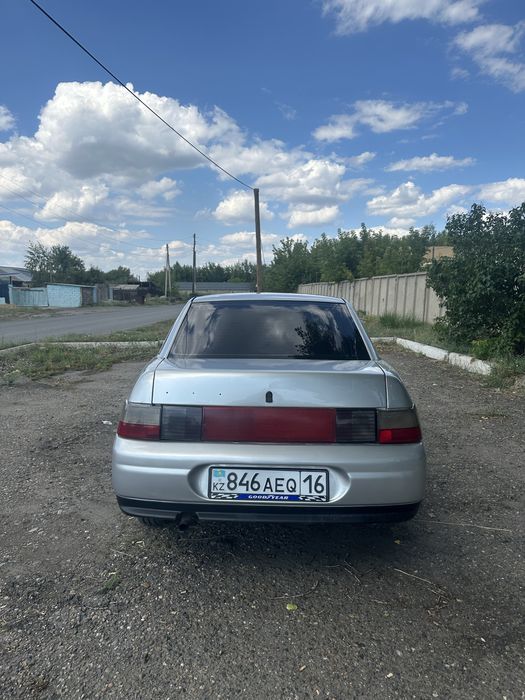 продам автомобиль ваз 2110