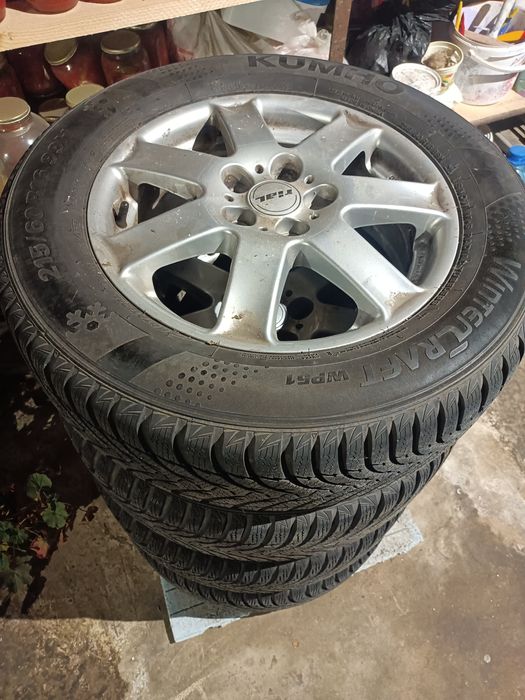 Джанти със зимни гуми 16"