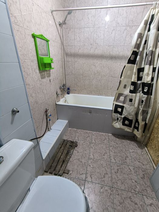 Аренда. 1 ком квартиру Сергели. Пустая.кирпич. акфа железная дверь