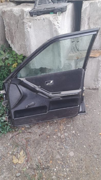 Запчасти на ауди 80 В3