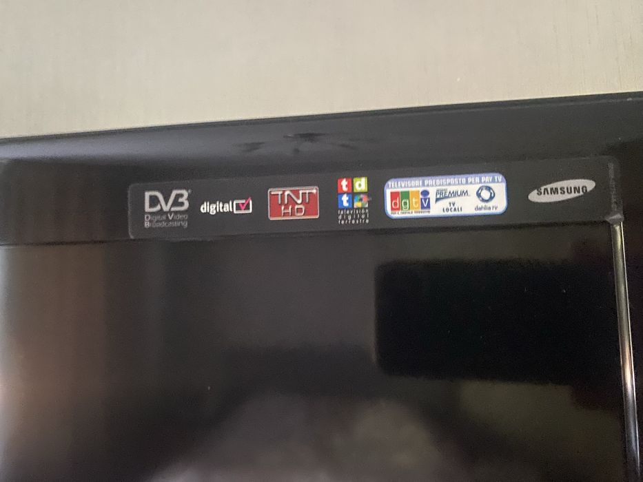 Продам телевизор Samsung