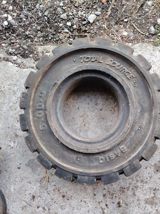 Гуми за мотокар супер еластични 28+9+15 2бр и6•50+10 2бр 7+12  200лв