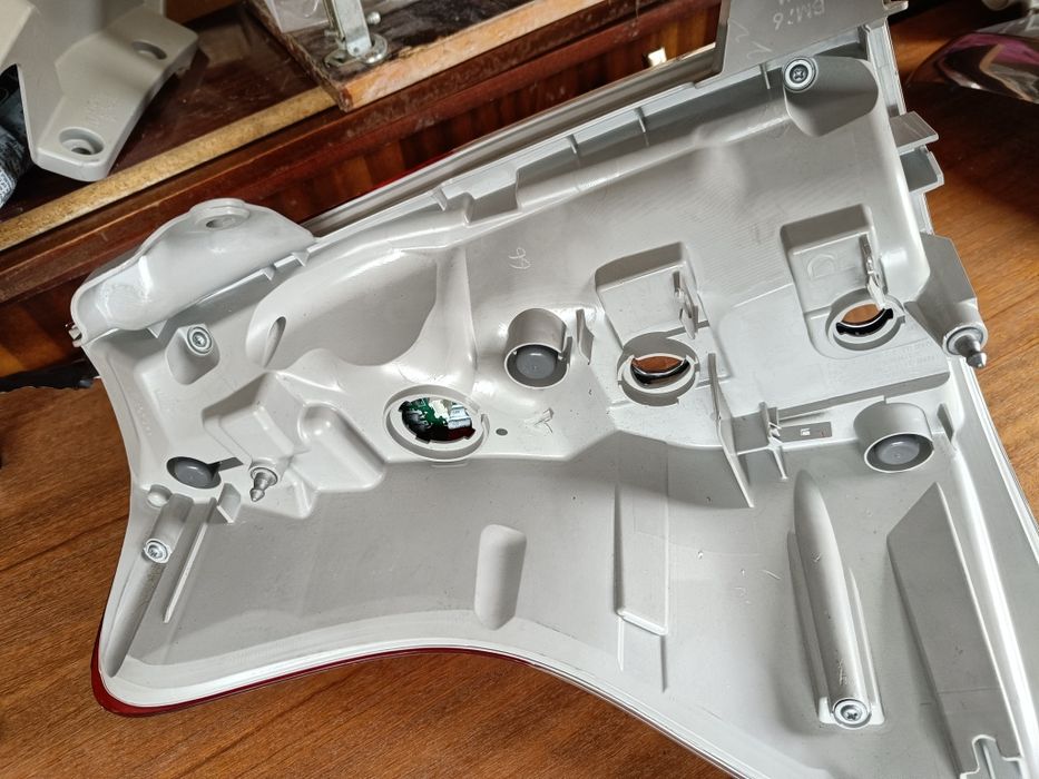 Фонарь на Тойота прадо 150. Prado