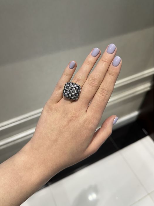 Кольцо с черными и белыми бриллиантами ~2.45 ct.