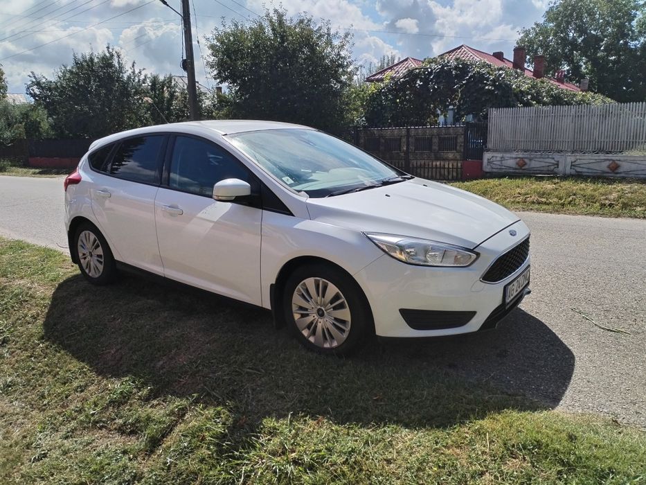 Vand Ford Focus 2016 stare excelenta, km putini