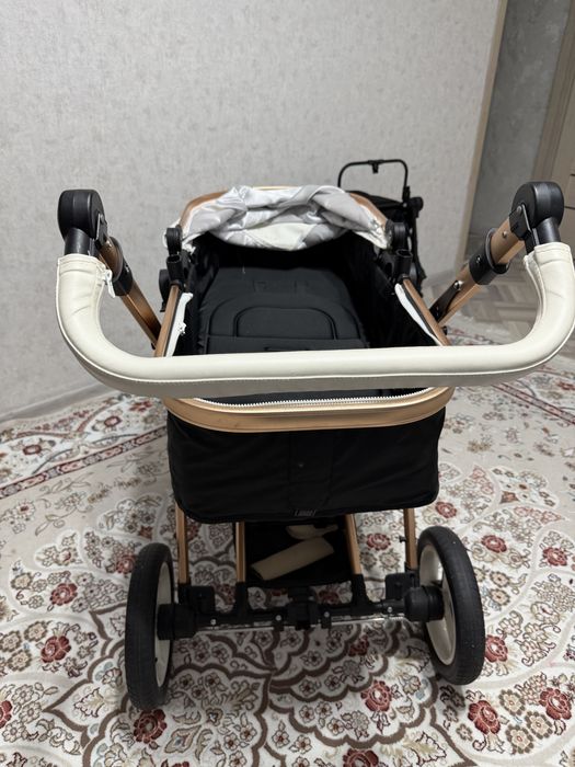 Продаю коляску трансформер 3 в 1