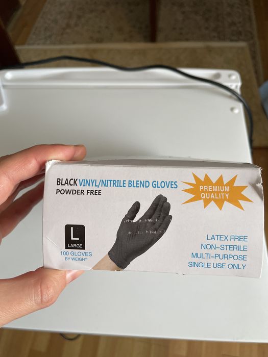 Перчатки одноразовые