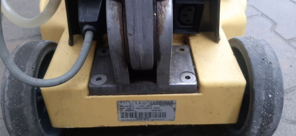 Еднодискова машина Karcher