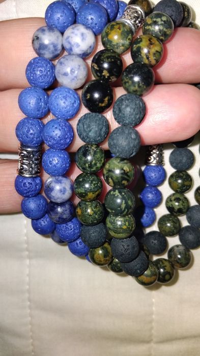 Естествени камъни