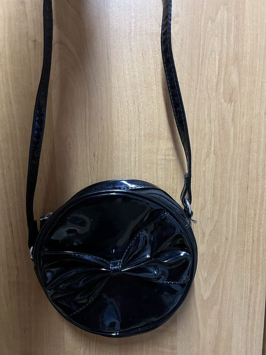 Продам женскую сумку