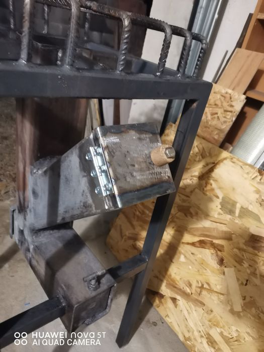 Vând sobă rachetă